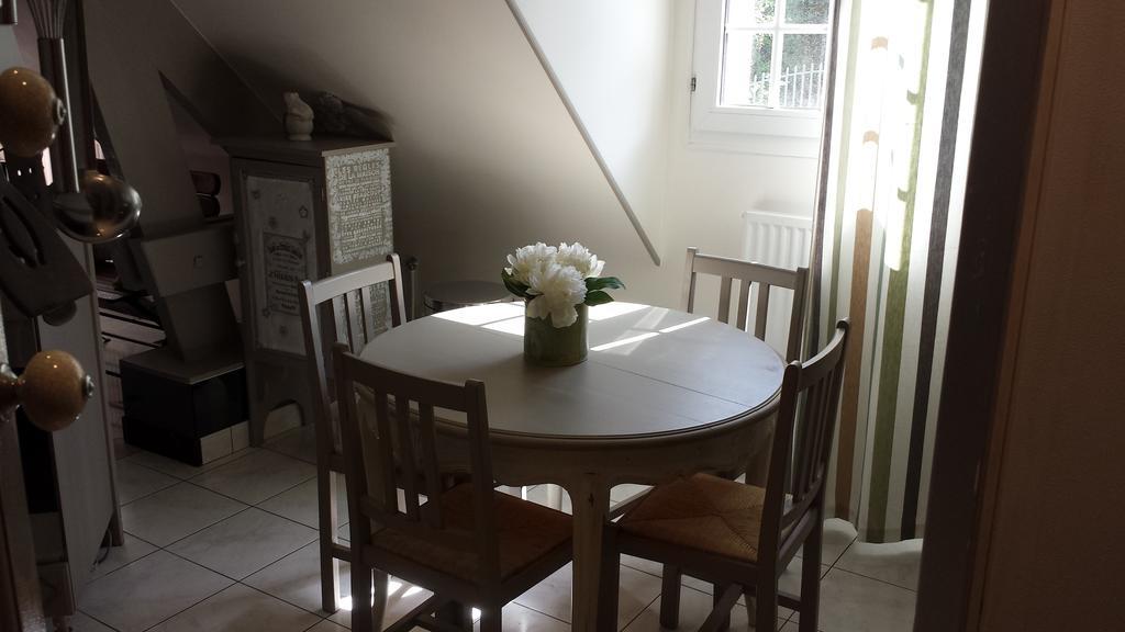 De La Vallee Apartment